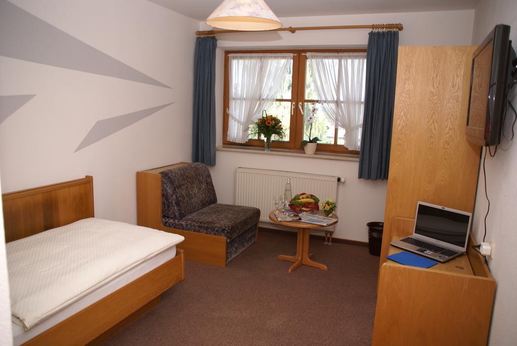 Eresing Gasthaus Und Landhotel Wiedmann חדר תמונה