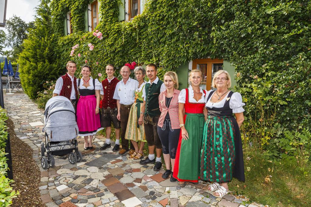 Eresing Gasthaus Und Landhotel Wiedmann מראה חיצוני תמונה