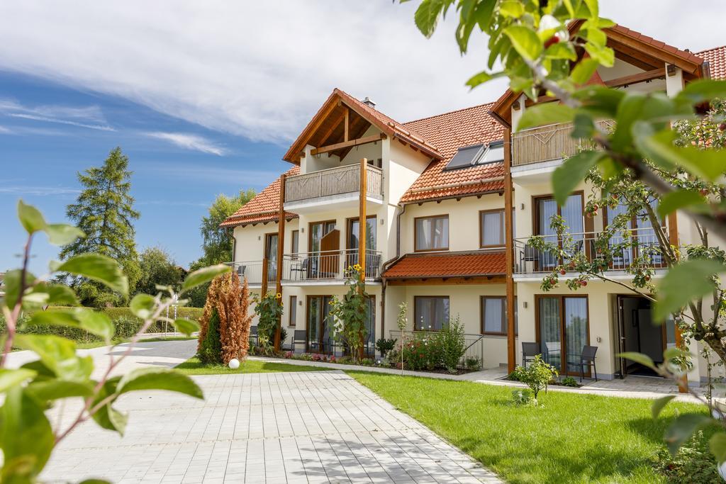 Eresing Gasthaus Und Landhotel Wiedmann מראה חיצוני תמונה