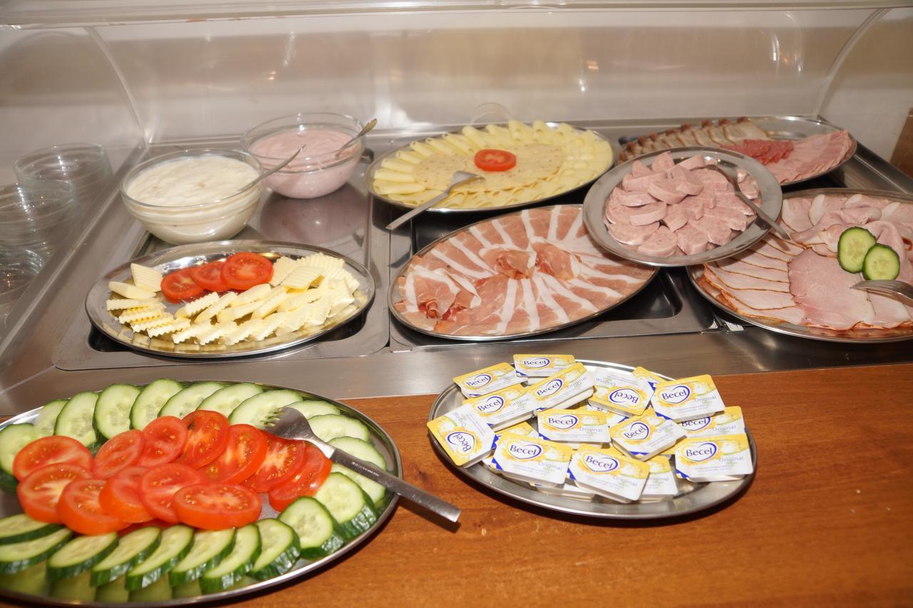 Eresing Gasthaus Und Landhotel Wiedmann מראה חיצוני תמונה